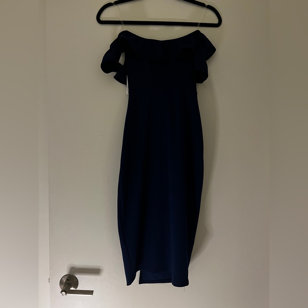Sweetheart navy cocktail dress with slit